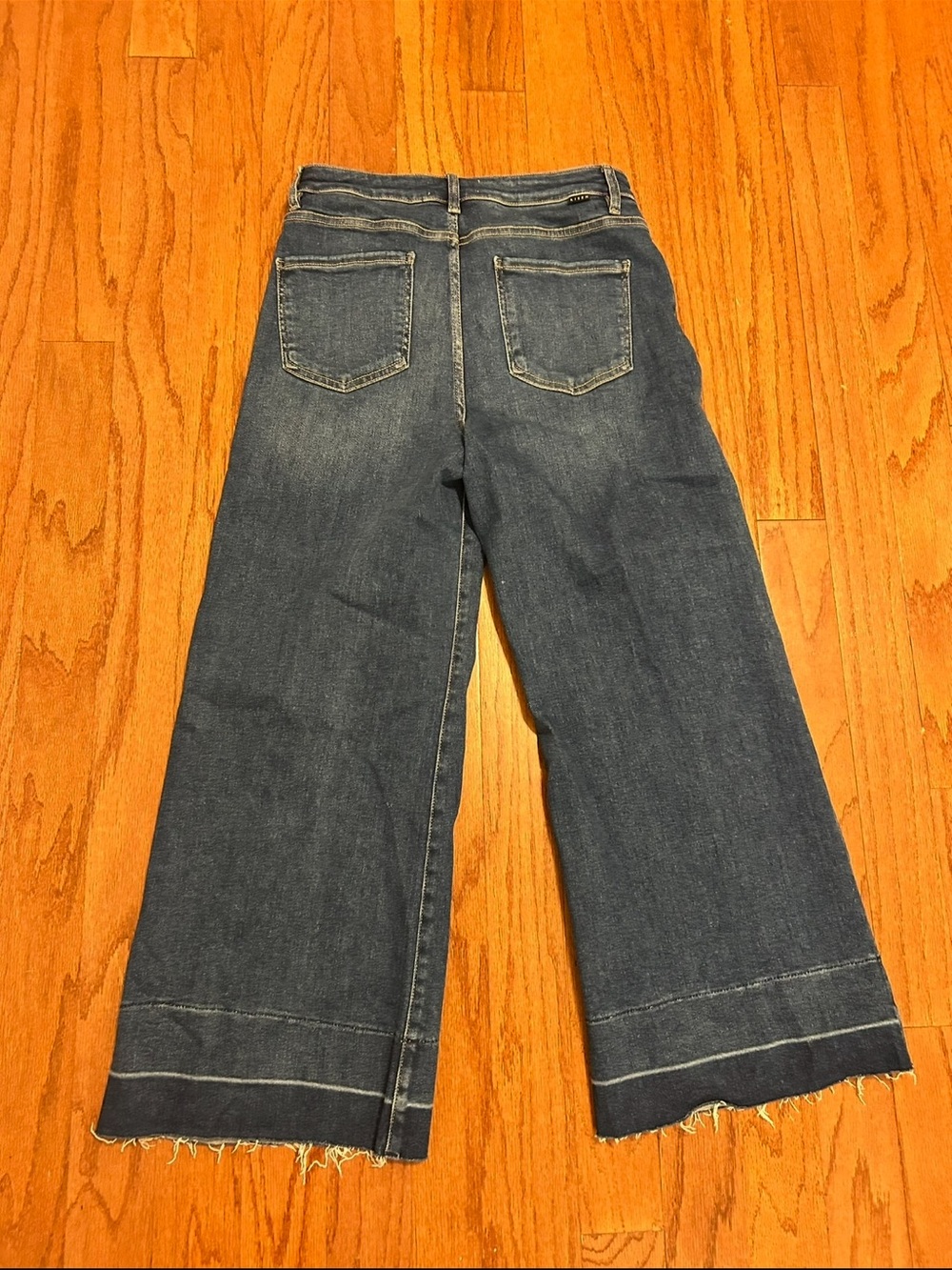 RISEN High Rise Wide Leg Crop Jeans Size 13/31 Medium Wash Raw Hem - Picture 8 of 8